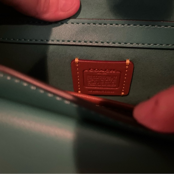 Coach turquoise tabby NWOT - Picture 3 of 10